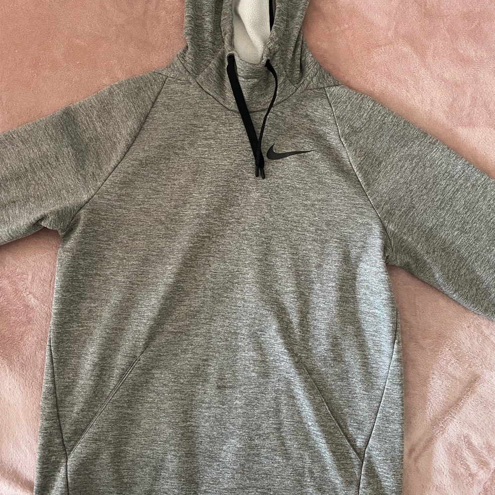 Mens Small Nike Dri-Fit sweatshirt